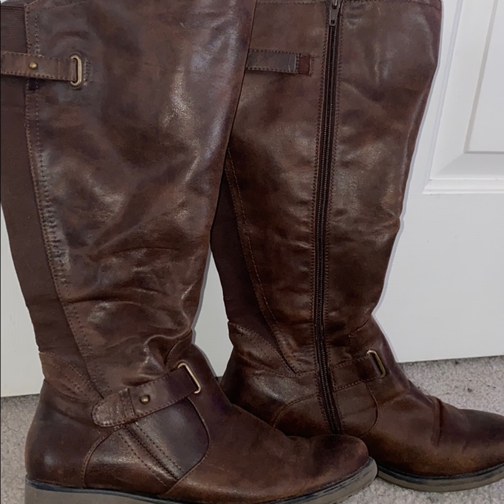 bare traps leather boots